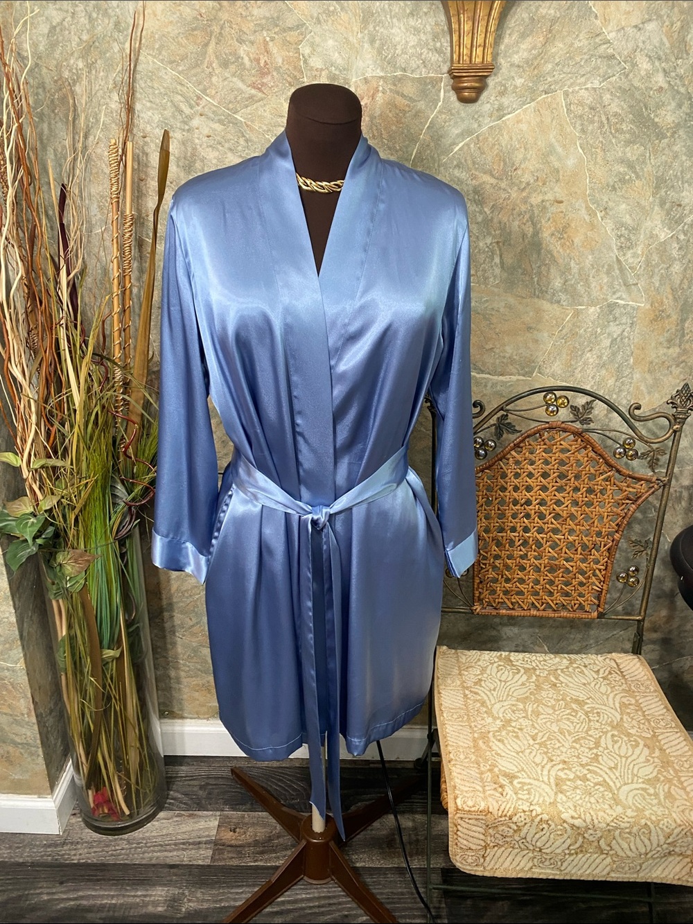 Morgan Taylor intimates small lounge lingerie robe house coat pockets silk satin
